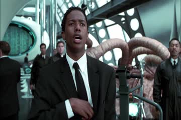 Men in Black 2 2002 Multi Audio [tamil + Hindi + Eng] thumb